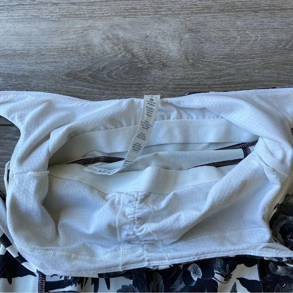 LULULEMON Aria Tank II Brisk Bloom Black White - Picture 14 of 14